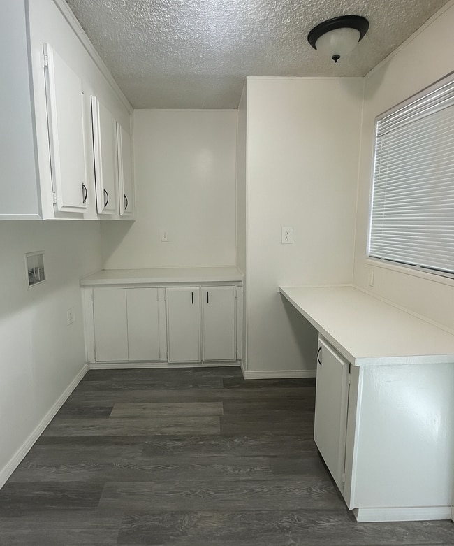 Building Photo - 24425 Woolsey Canyon Rd