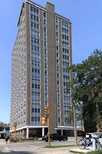 Edificio - 1707 N Prospect Ave