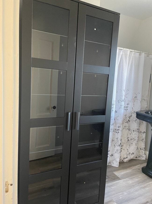 Photo - 308 County St Apartment