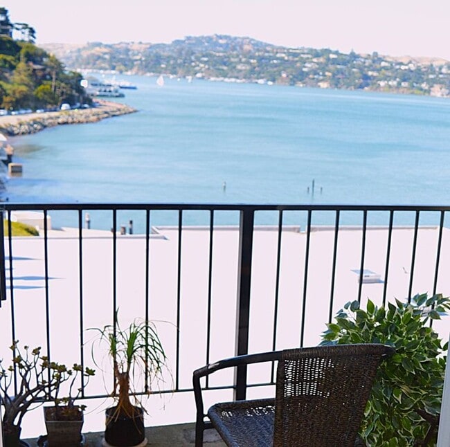 6-MONTH LEASE TERM-Furnished 1 Bedroom Sau... - 6-MONTH LEASE TERM-Furnished 1 Bedroom Sau... Apartment