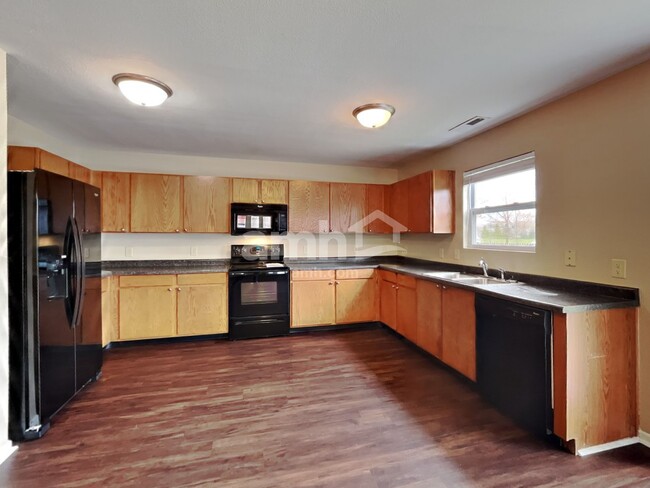Foto del edificio - 10522 McClain Drive