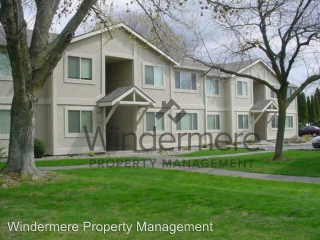 Primary Photo - 2 br, 1 bath House - 1935 E Melrose #102