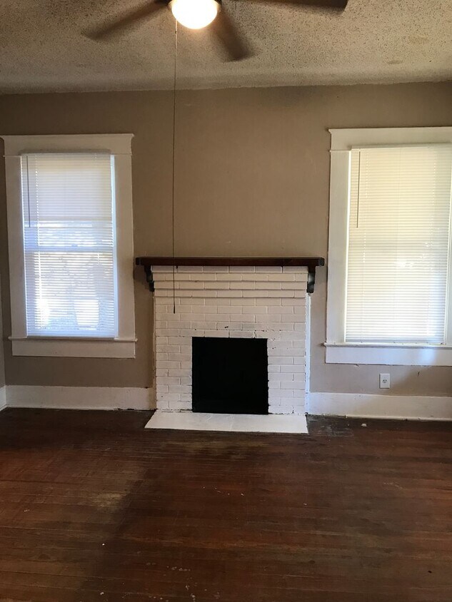 Primary Photo - ****408 Chester - Alexandria