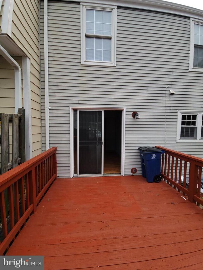18214 Smoke House Ct, Germantown, MD 20874 Townhome Rentals in
