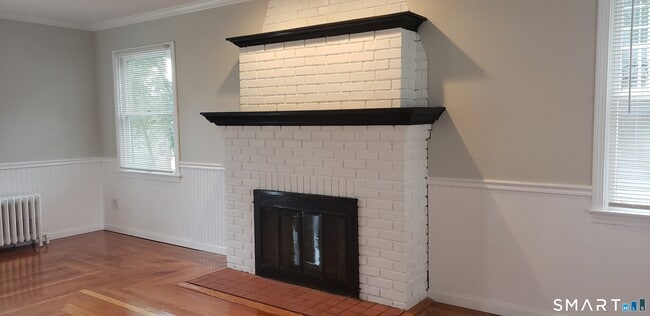 Building Photo - 54 Lambert St