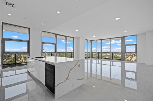 Foto del edificio - 220 Lake Shore Dr