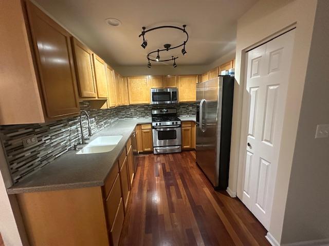 Foto del edificio - 2746 Borkshire Ln