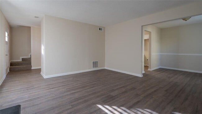 Building Photo - 6218 Creekford Ln