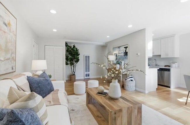 Foto del edificio - 280 Easy St