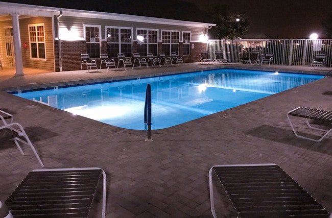 Piscina - Alison Pointe