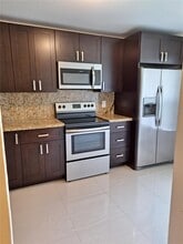 Building Photo - 8041 SW 21st Ct