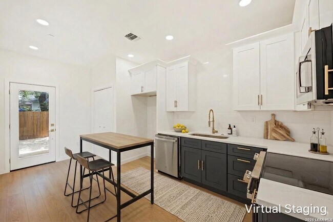 Foto del edificio - 726 Arthur St