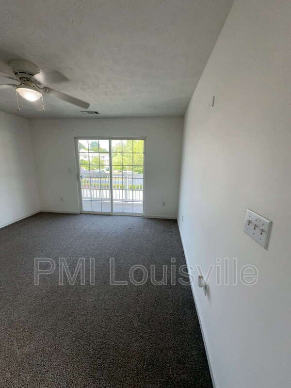 Foto del edificio - 9303 Stonestreet Rd
