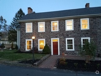 Front of house - 2086 Kratz Station Rd