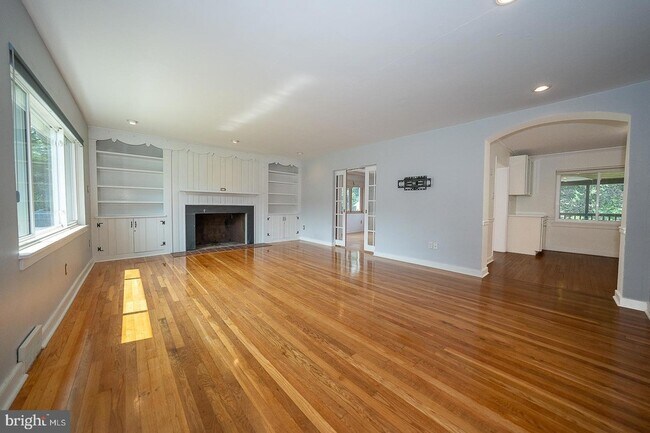 Foto del edificio - 353 S Old Middletown Rd
