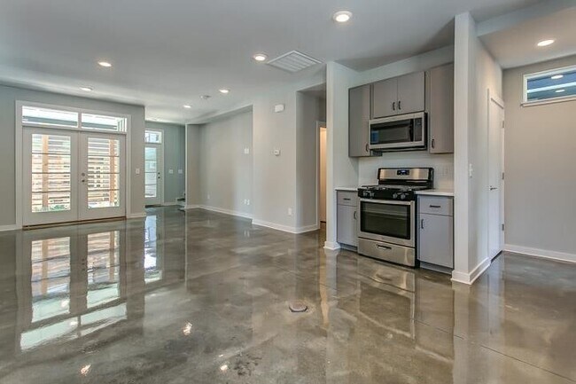 Foto del edificio - Contemporary East Nashville Home.   MOVE IN SPECIAL $500 OFF ONE MONTH'S RENT