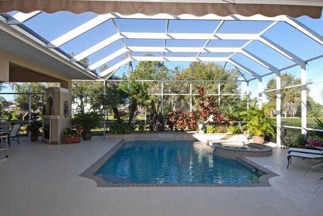 Building Photo - 5216 96th St E