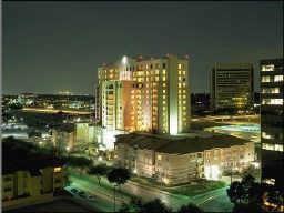Foto del edificio - 330 E Las Colinas Blvd