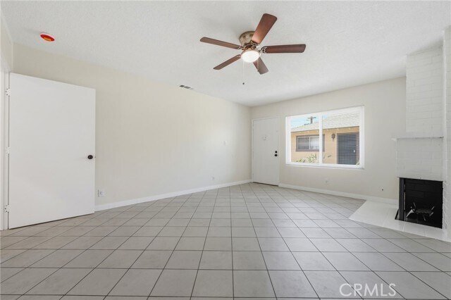 Building Photo - 1531 E La Palma Ave