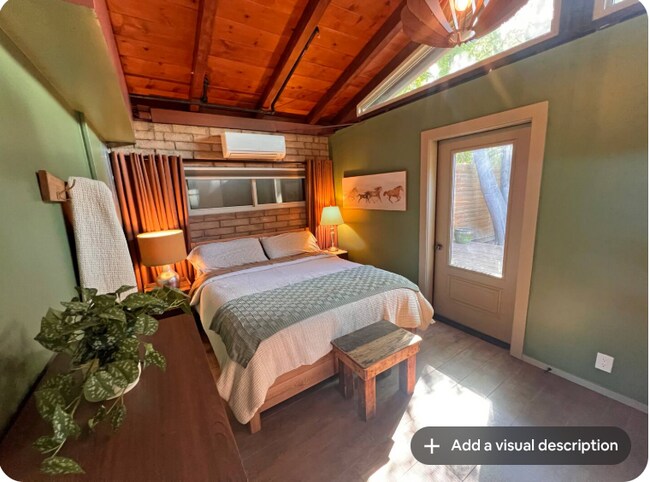 Foto del edificio - 5443 Aura Ave