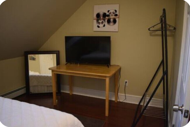 Foto del edificio - 86 Home Ave