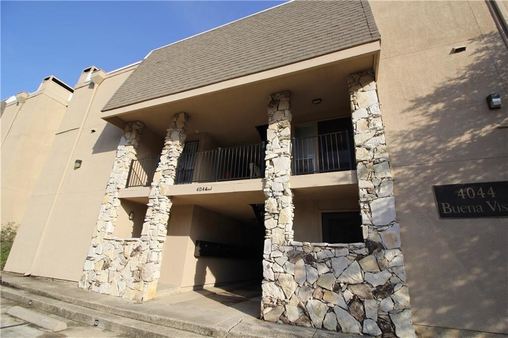 4044 Buena Vista St Unit 217, Dallas, TX 75204 Condo for Rent in