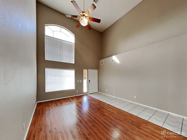 Foto del edificio - 5196 Guardian Peak St