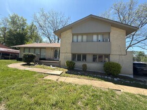 Building Photo - 925 Norris St