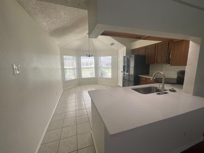 Foto del edificio - 7851 Shield Rd