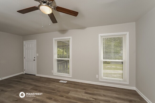 Foto del edificio - 1648 6th Pl NW