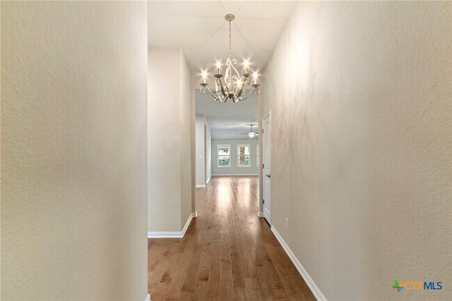 Foto del edificio - 4237 Mercer Rd