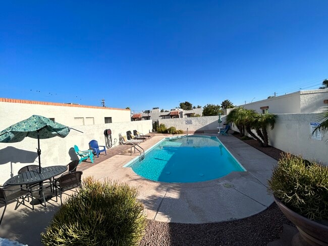 Photo - 8020 E Oak St Townhome