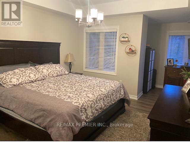 Photo du bâtiment - 36 48th St S