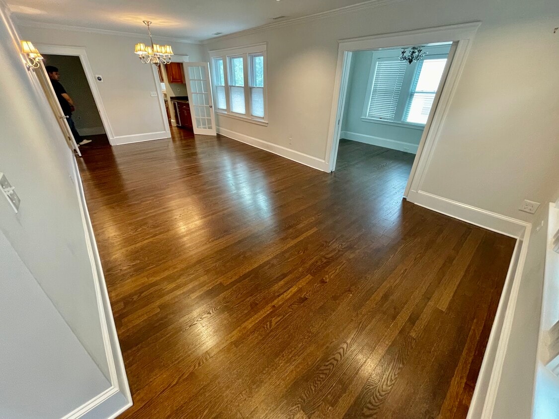 Primary Photo - 1125 Boylston St