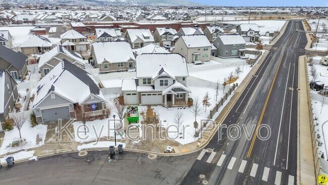 Foto del edificio - 2247 Silver Leaf Dr