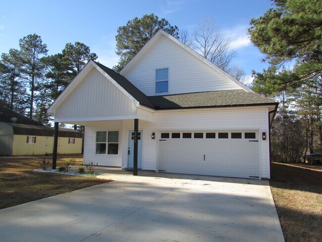 Building Photo - 2003 Old Laurens Rd