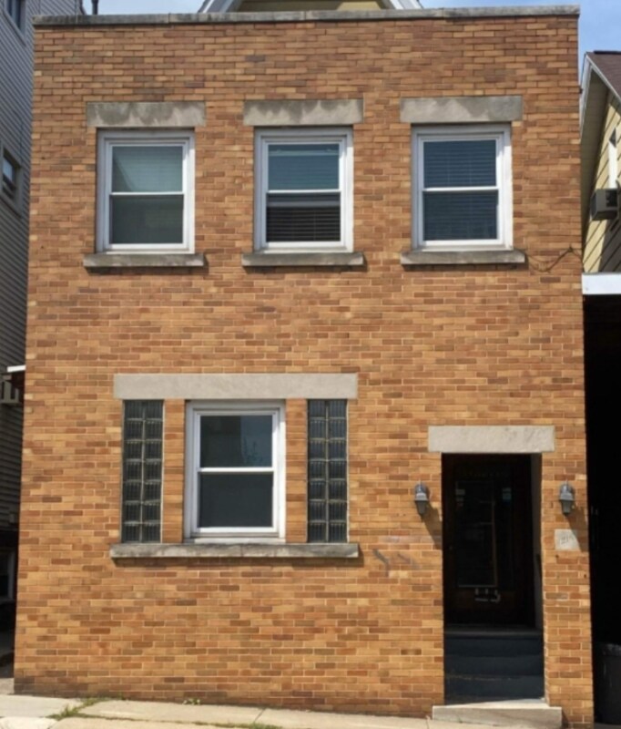 Primary Photo - 1216 13th Ave