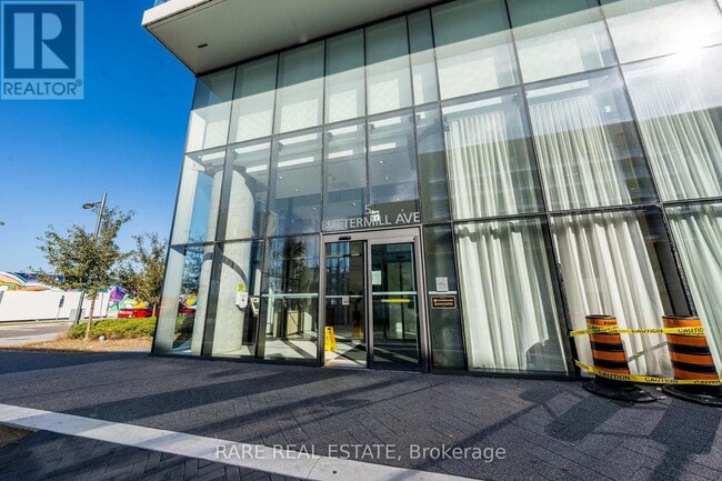 Photo du bâtiment - 5 Buttermill Ave.