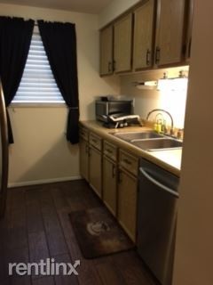 Foto del edificio - 3160 Laurel Ridge Cir