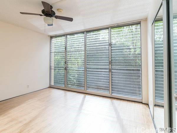 Foto del edificio - 95-257-257 Waikalani Dr