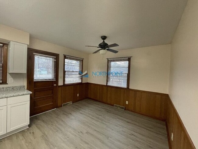 Building Photo - 13207 W 94th St