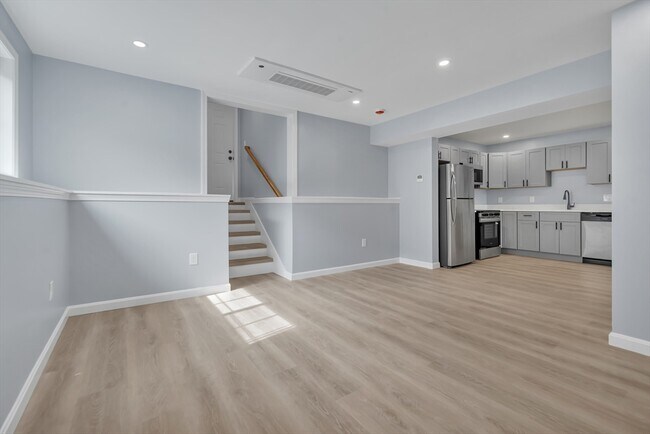 Foto del edificio - 160 Chatham St