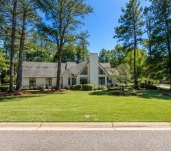 Building Photo - 2900 Middlesex Rd