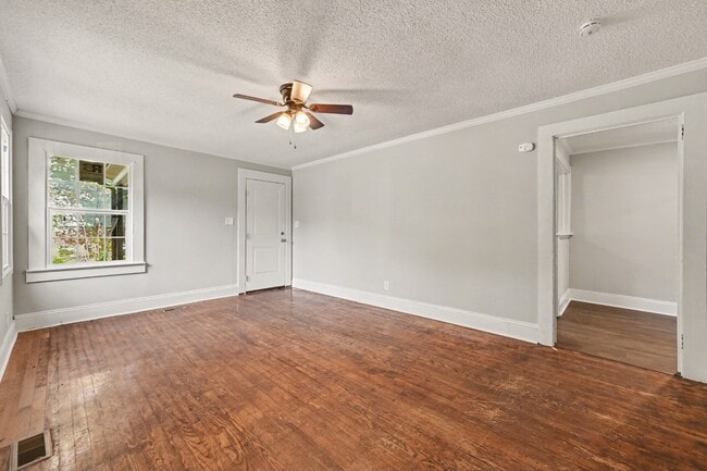 Building Photo - 359 Grice St