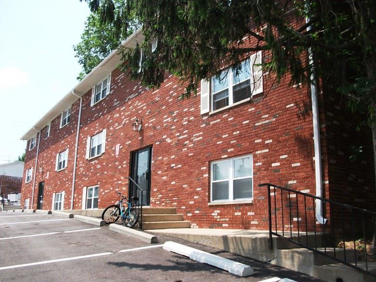 Primary Photo - 422 S Henderson St
