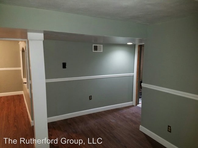 Building Photo - 6218 Sunshine Dr