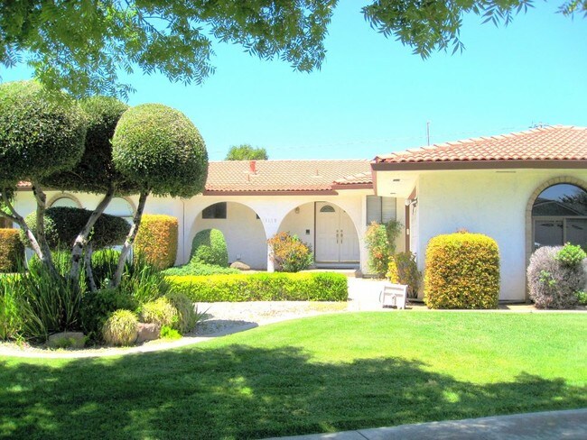 Foto del edificio - 1119 The Dalles Ave