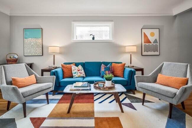 Foto del edificio - 5919 Kirkwood Pl N