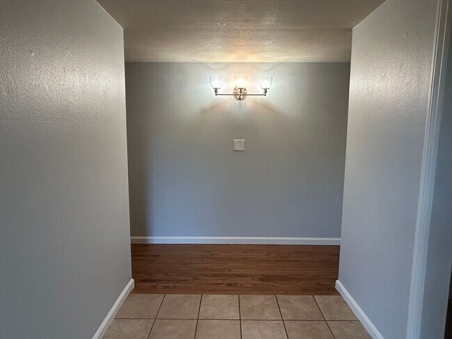 Foto del edificio - 120 Bessie Ln