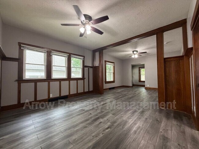 Foto del edificio - 2282 Sheldon St